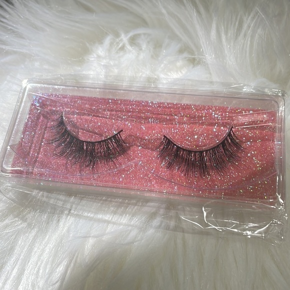 Goo Goo 3D Mink Lashes - Picture 7 of 10